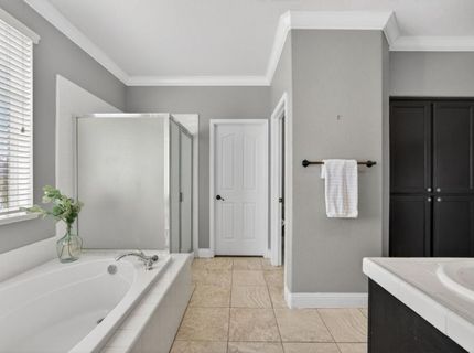 139 Ainger Cir, Sacramento, CA 95835 Photo