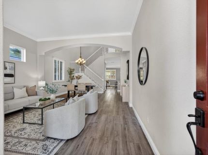 139 Ainger Cir, Sacramento, CA 95835 Photo