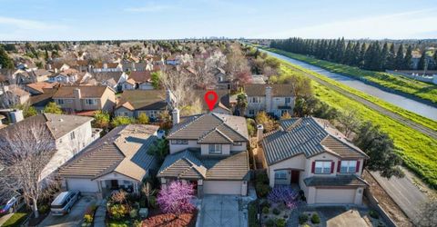 139 Ainger Cir, Sacramento, CA 95835 Photo