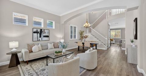 139 Ainger Cir, Sacramento, CA 95835 Photo
