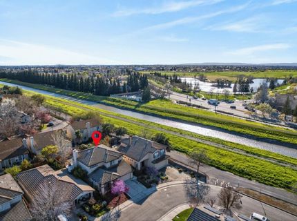 139 Ainger Cir, Sacramento, CA 95835 Photo