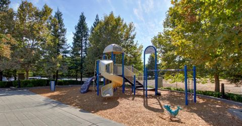 139 Ainger Cir, Sacramento, CA 95835 Photo