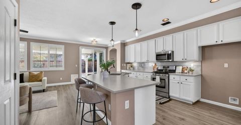 139 Ainger Cir, Sacramento, CA 95835 Photo