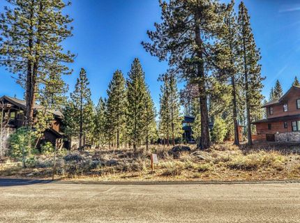 10020 Chaparral Court, Truckee, CA 96161 Photo