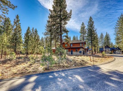 10020 Chaparral Court, Truckee, CA 96161 Photo