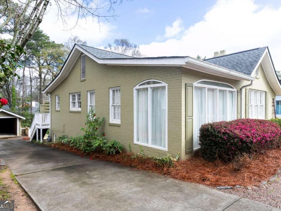 Property Image 4