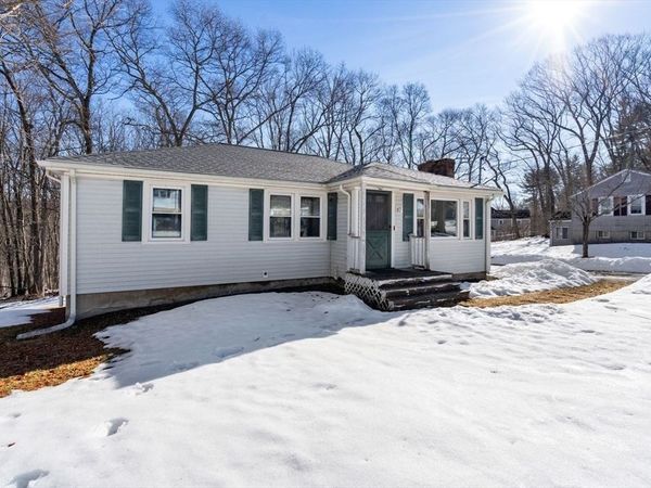 87 Hilldale Rd, Ashland, MA 01721