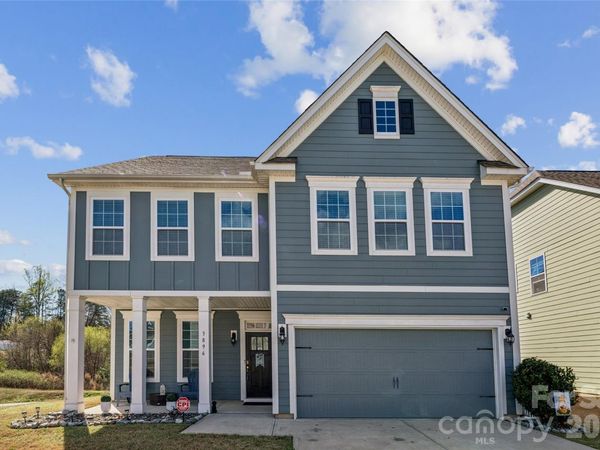 3896 Lake Breeze Drive, Sherrills Ford, NC 28673