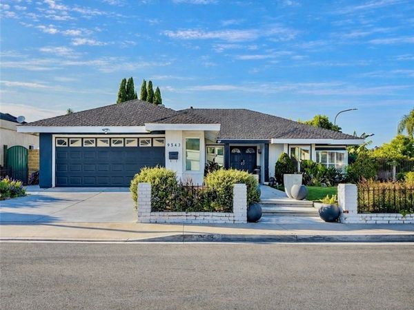9543 Andover Cir, Fountain Valley, CA 92708