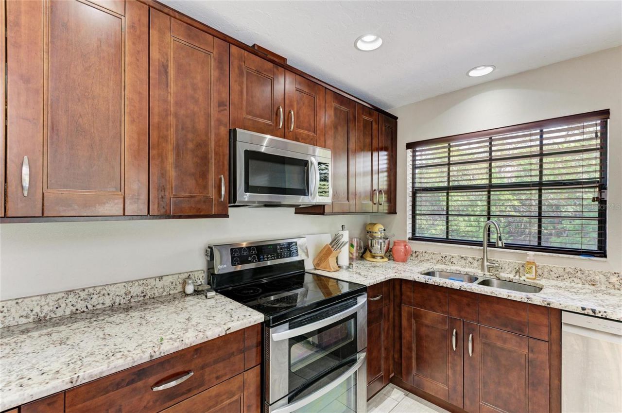 4609 44th Avenue E, Bradenton, FL 34203 Photo