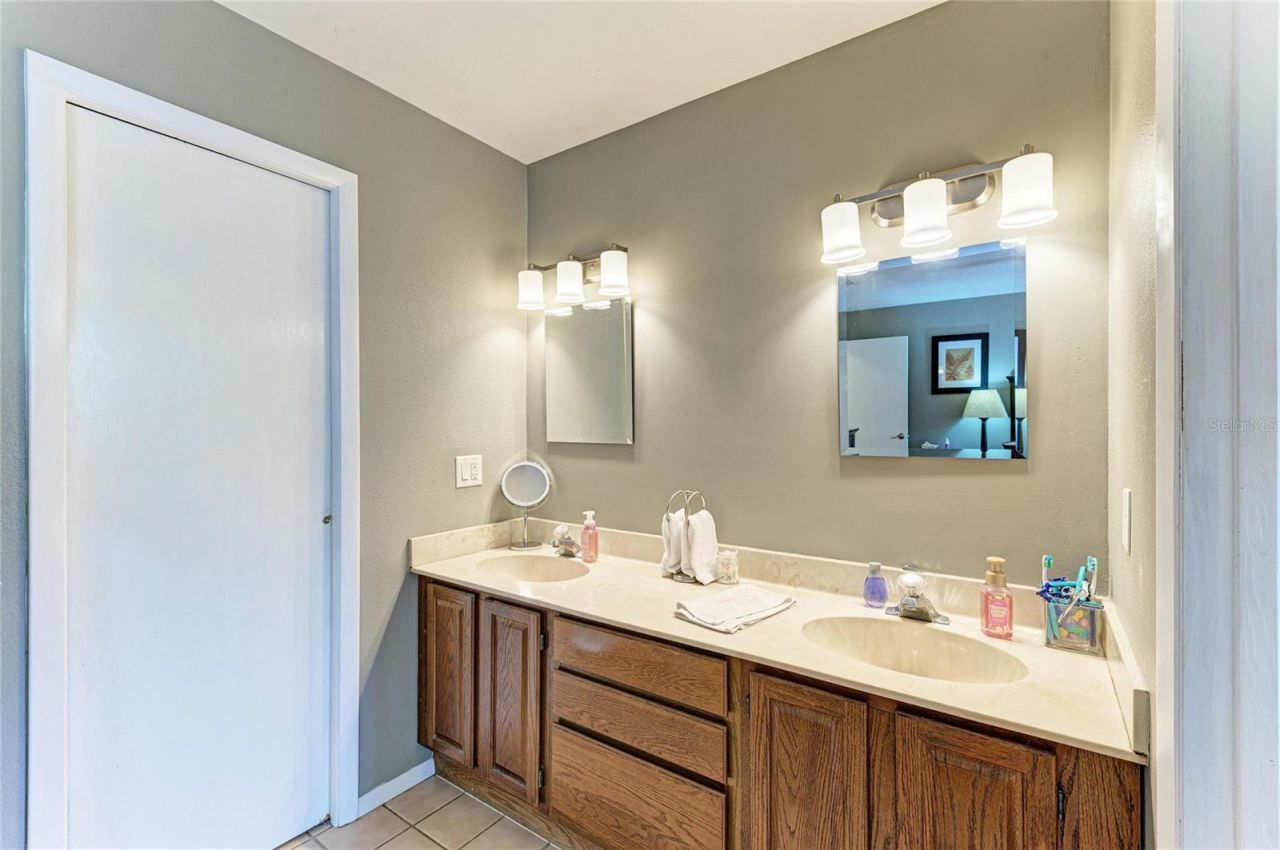 4609 44th Avenue E, Bradenton, FL 34203 Photo