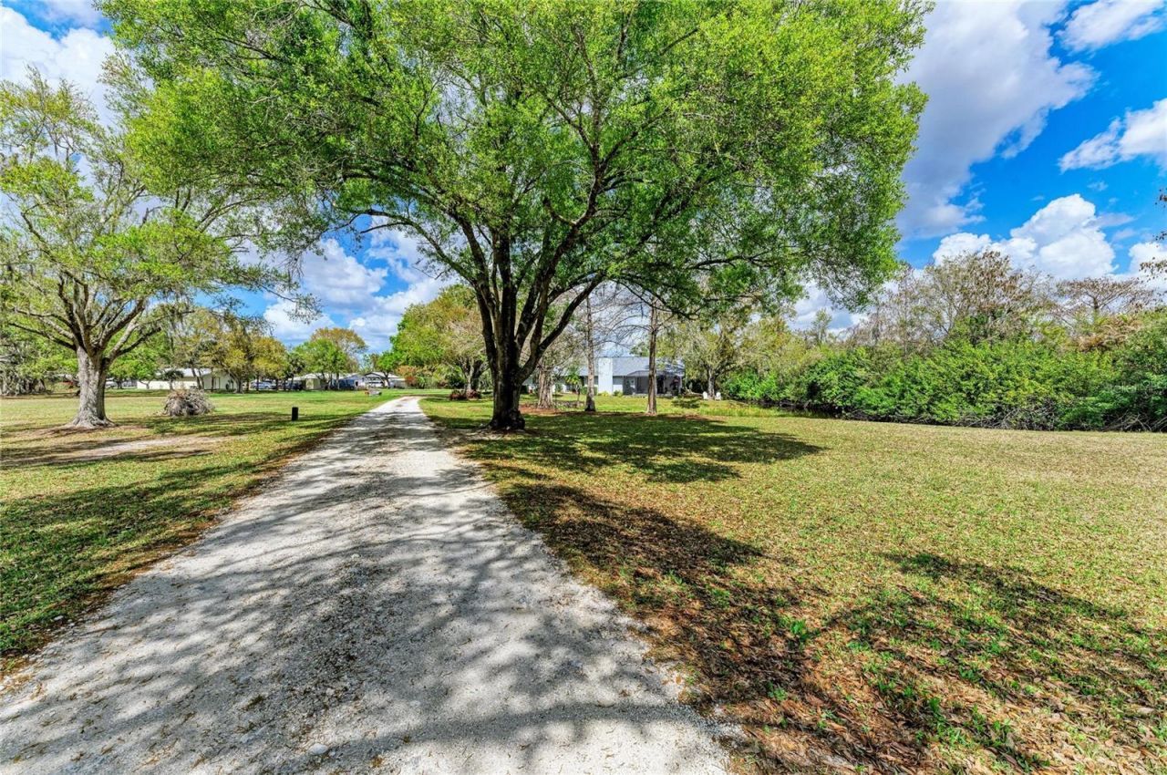 4609 44th Avenue E, Bradenton, FL 34203 Photo