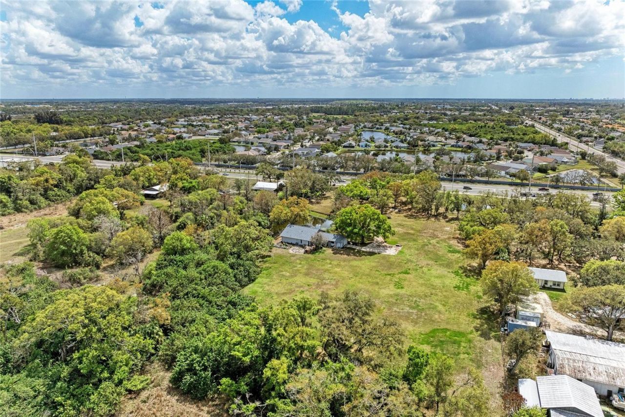 4609 44th Avenue E, Bradenton, FL 34203 Photo