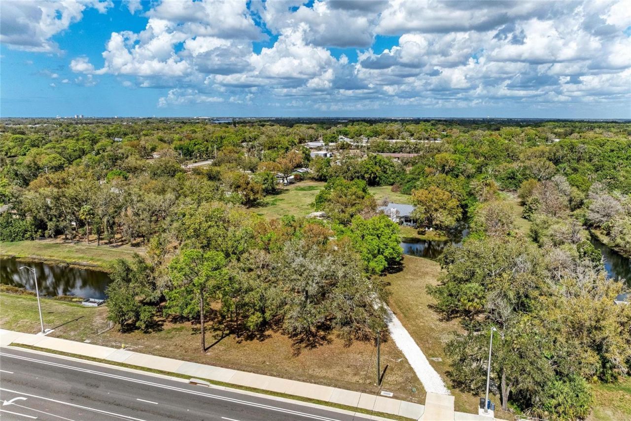 4609 44th Avenue E, Bradenton, FL 34203 Photo