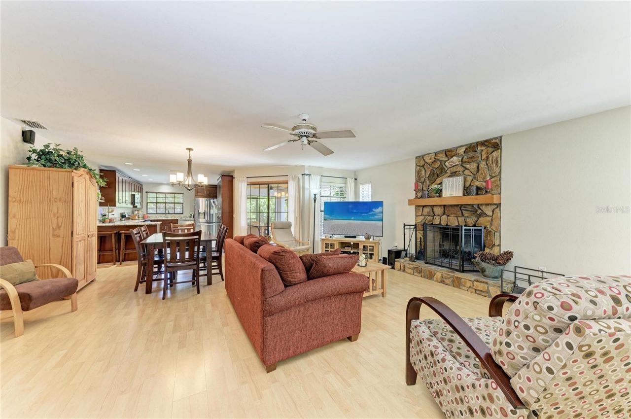 4609 44th Avenue E, Bradenton, FL 34203 Photo