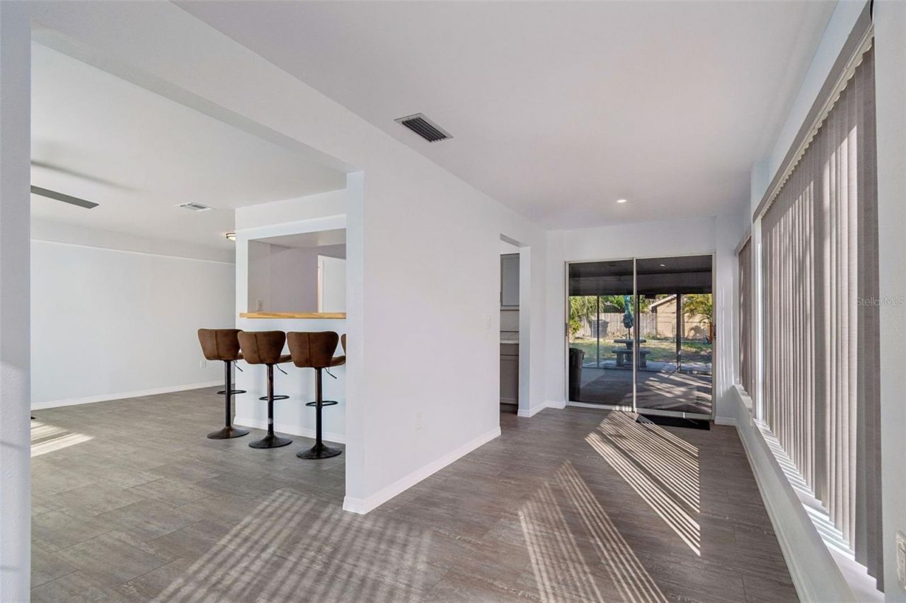 1027 15th Street N, Saint Petersburg, FL 33705 Photo