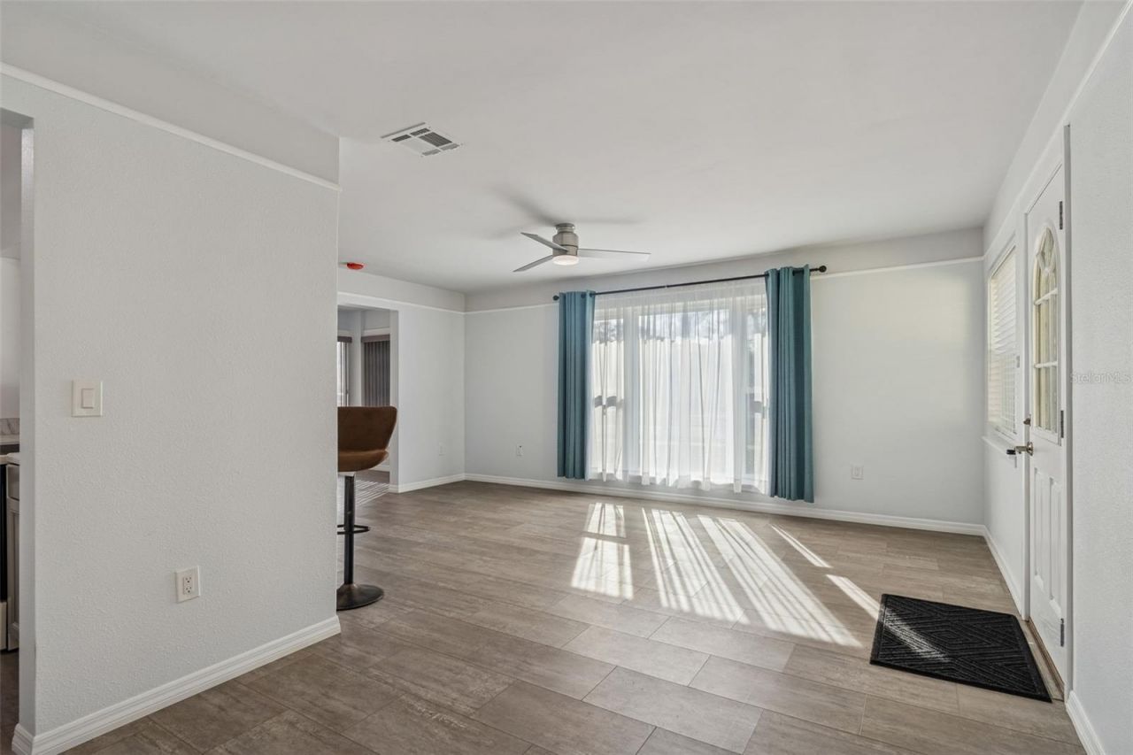 1027 15th Street N, Saint Petersburg, FL 33705 Photo