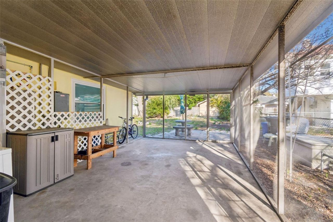 1027 15th Street N, Saint Petersburg, FL 33705 Photo