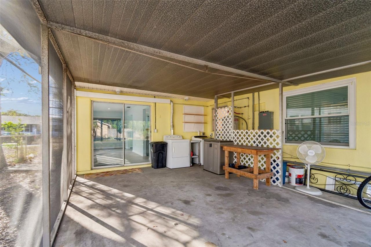 1027 15th Street N, Saint Petersburg, FL 33705 Photo