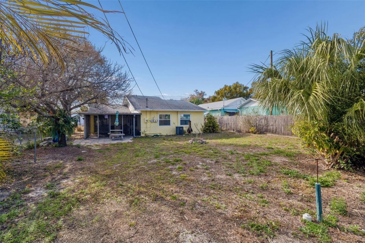 1027 15th Street N, Saint Petersburg, FL 33705 Photo