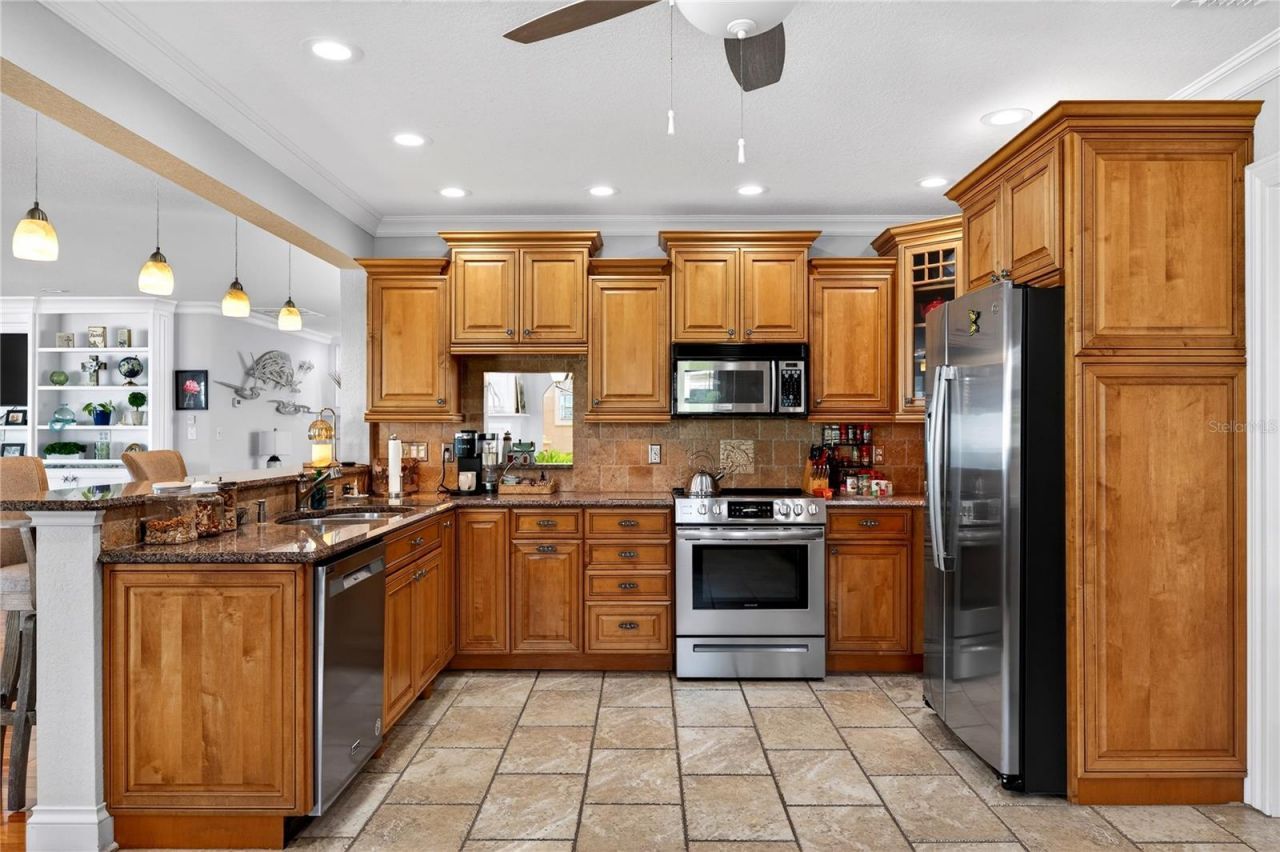 2540 E Bay Isle Drive Se, Saint Petersburg, FL 33705 Photo