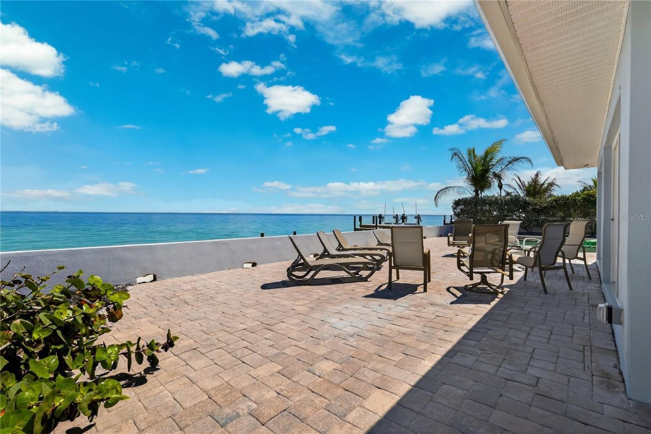 2540 E Bay Isle Drive Se, Saint Petersburg, FL 33705 Photo