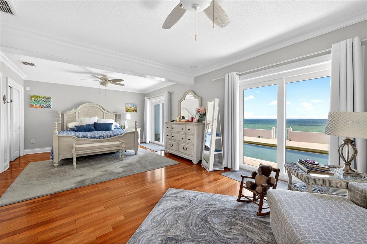 2540 E Bay Isle Drive Se, Saint Petersburg, FL 33705 Photo