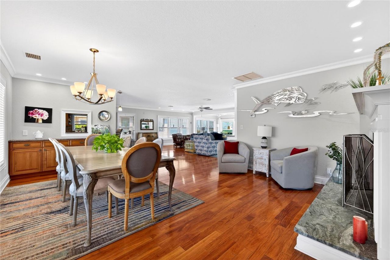 2540 E Bay Isle Drive Se, Saint Petersburg, FL 33705 Photo