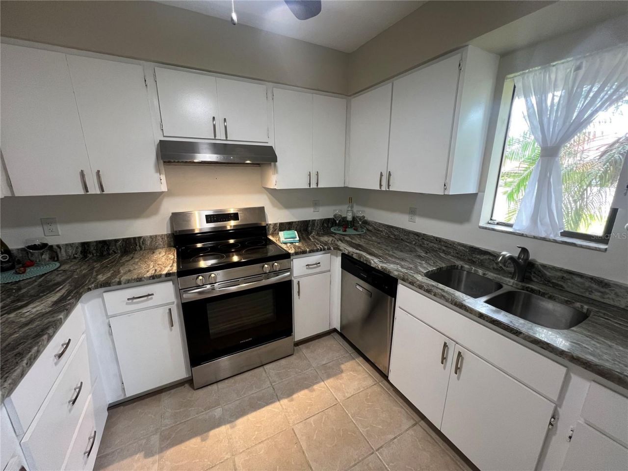 6535 Draw Lane, Unit 85, Sarasota, FL 34238 Photo
