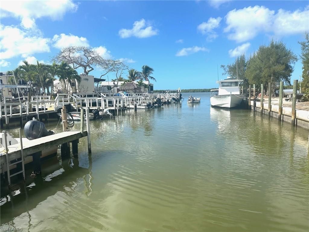 1180 Chokoloskee Dr, Unit 32, Chokoloskee, FL 34138 Photo