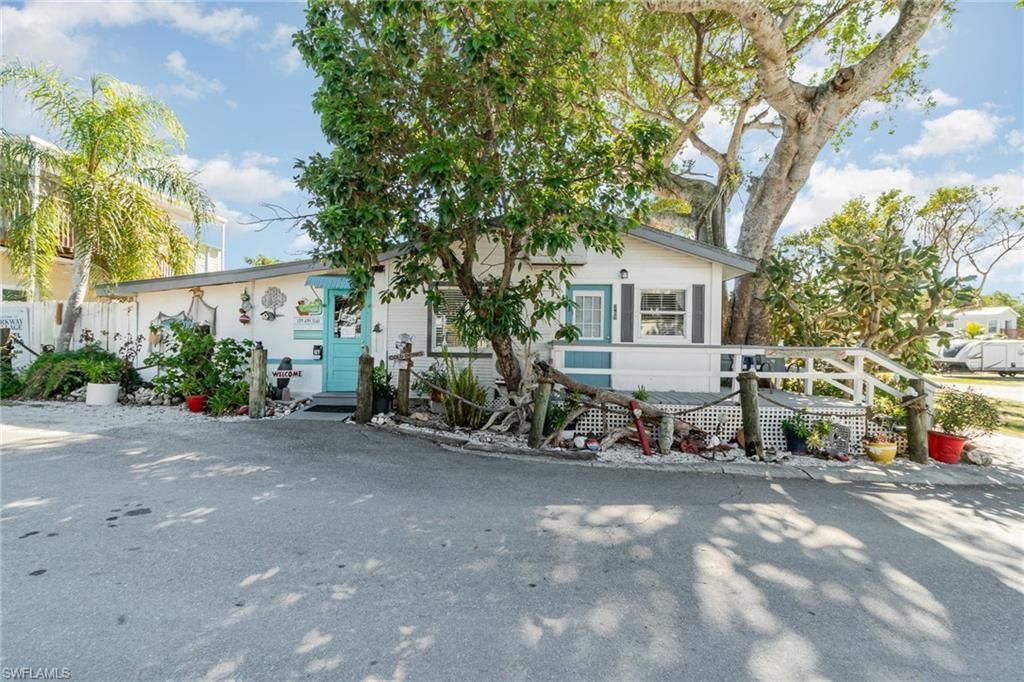 1180 Chokoloskee Dr, Unit 32, Chokoloskee, FL 34138 Photo