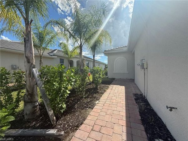 2224 Dragonfruit WAY , NAPLES, FL 34120