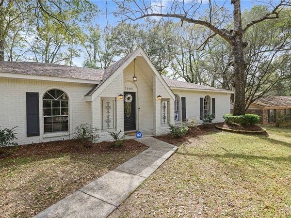 7005 Orangeburg Drive, Mobile, AL 36608