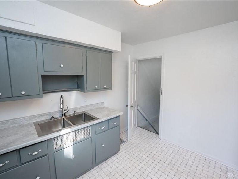 1340 Huffman Avenue, Dayton, OH 45403 Photo 8