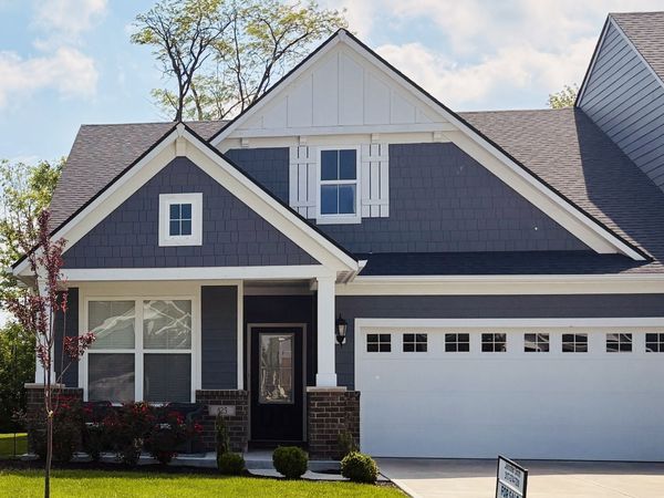 825 Stone Trace Court, Avon, IN 46123