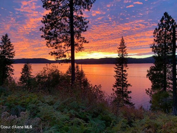 19695 S Headlands Dr, Harrison, ID 83833