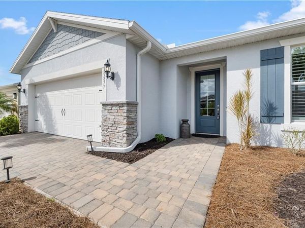 15877 Shoreline DR, PUNTA GORDA, FL 33982