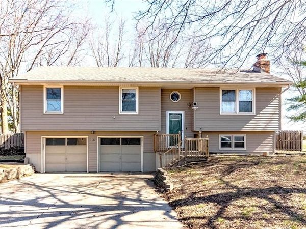 1127 NE 15th Road Road, Knob Noster, MO 65336