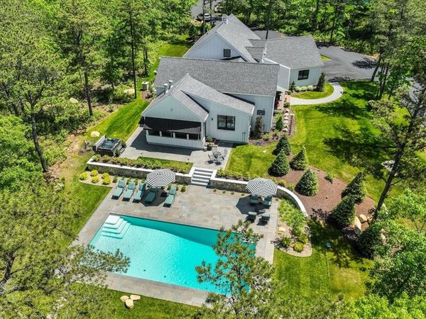 25 Dawn's Light, Plymouth, MA 02360