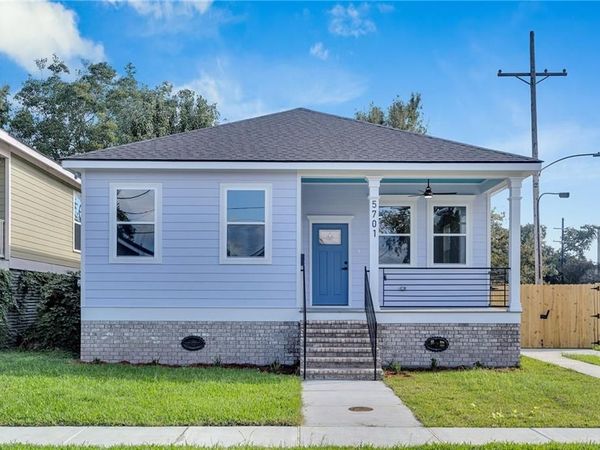 5701 WILDAIR Drive, New Orleans, LA 70122