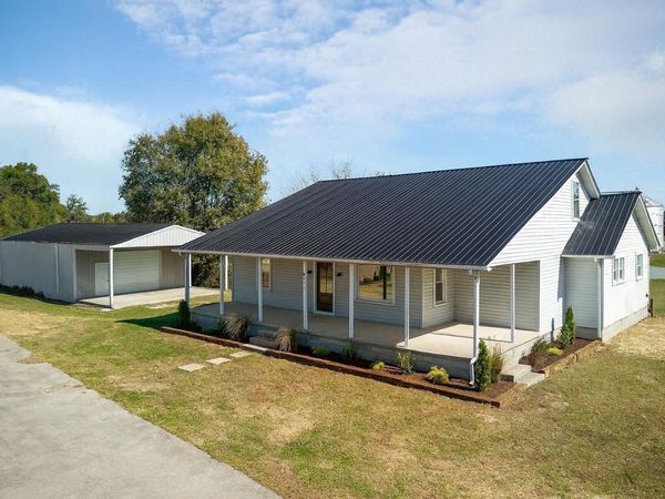 415 Allen Ferry Rd, Smithville, TN 37166