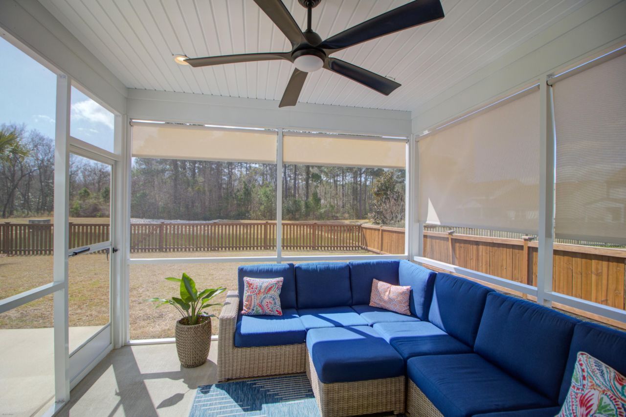 2156 Leopold Street Photo 38