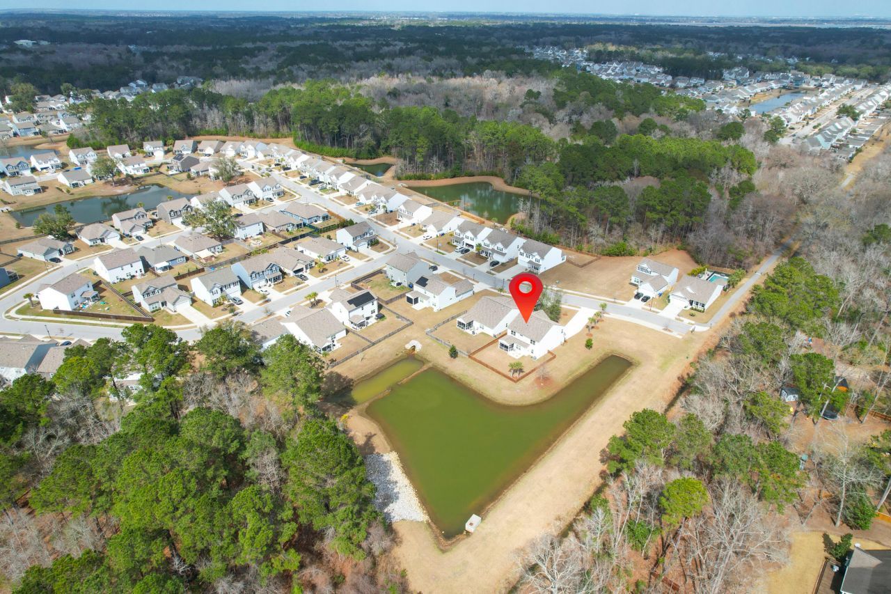 2156 Leopold Street Photo 49