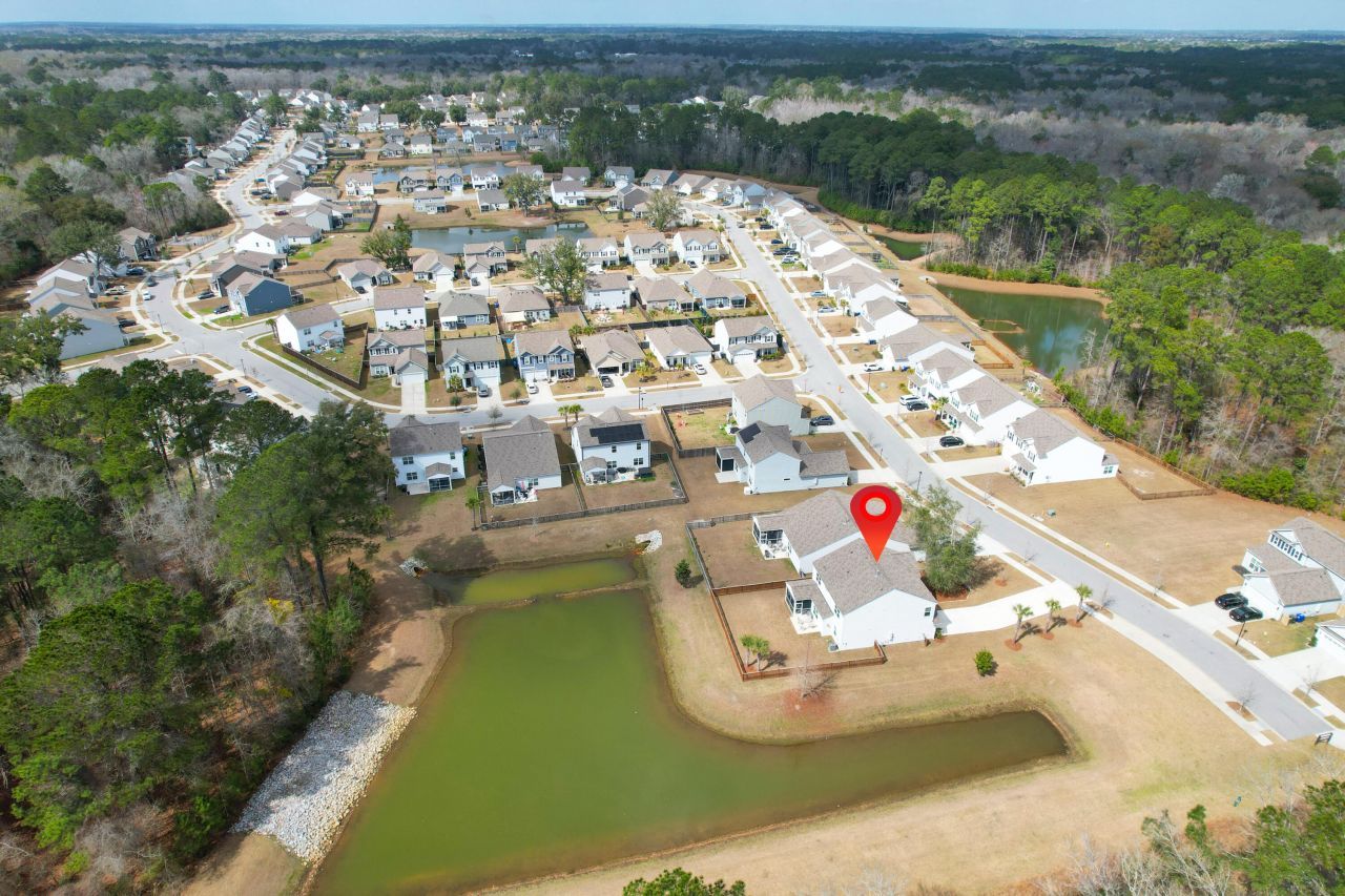 2156 Leopold Street Photo 50