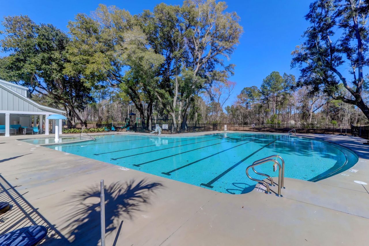 2156 Leopold Street Photo 54