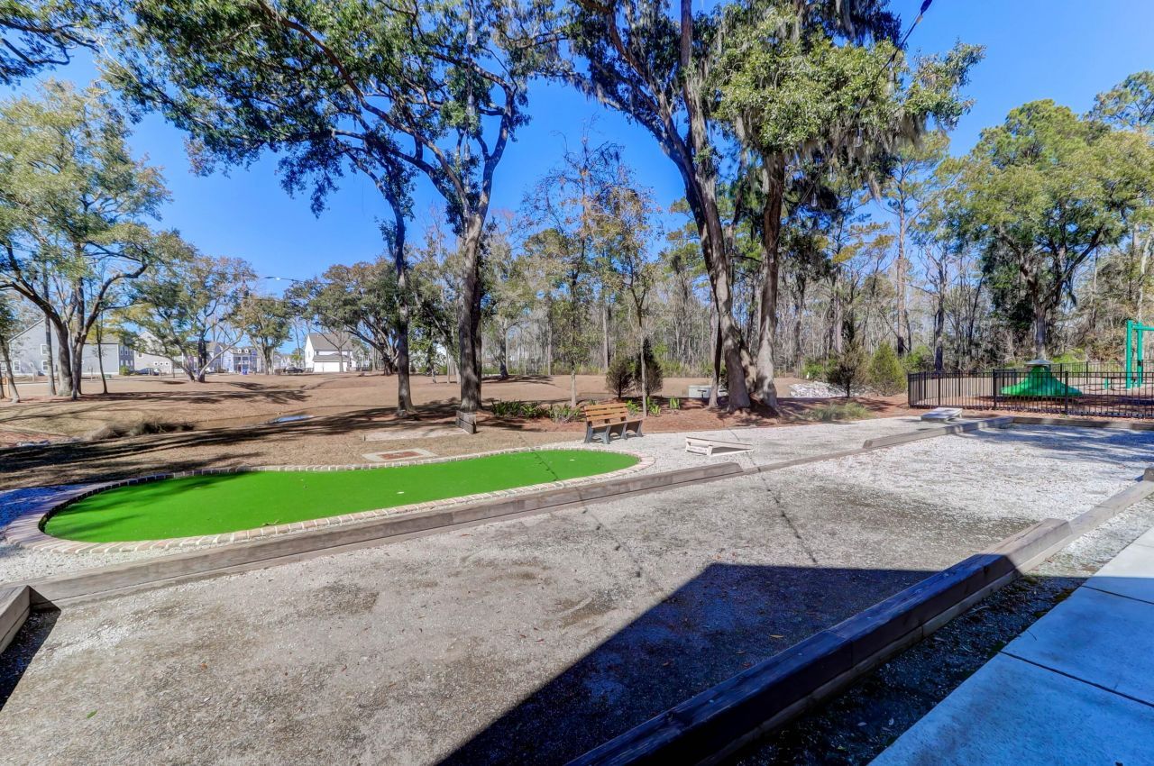 2156 Leopold Street Photo 56