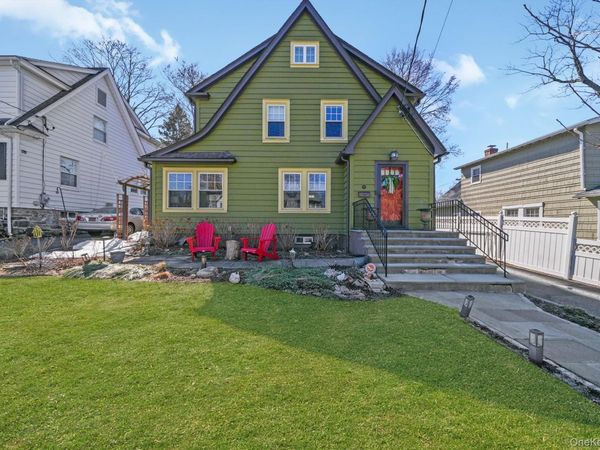 54 Lakeview Avenue, Hartsdale, NY 10530