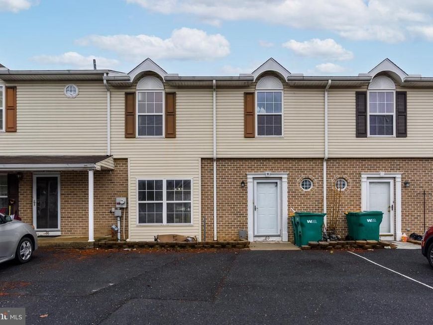 40 Johns Drive, Enola, PA 17025 Main Photo