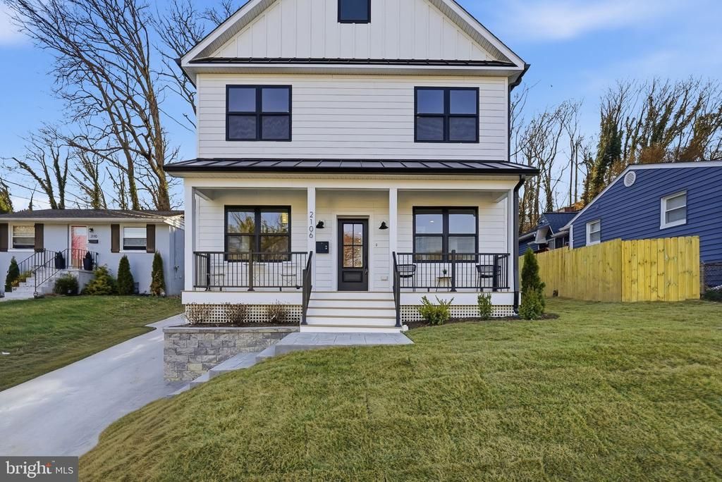 2106 S Kenmore Street, Arlington, VA 22204 Main Photo