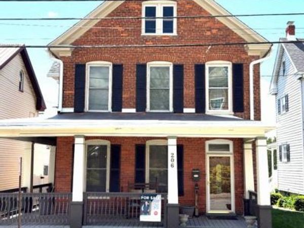 206 W NORTH STREET, WAYNESBORO, PA 17268